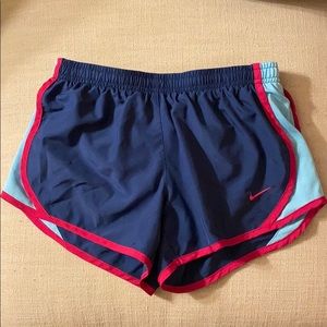 Nike girls shorts